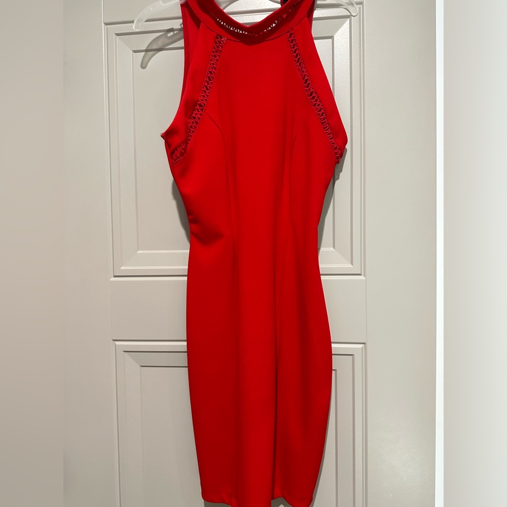 Bodycon/fitted red cocktail dress